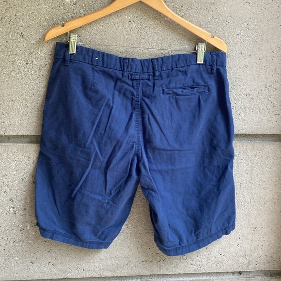 Onia (luxe brand) Linen/Cotton blend shorts - Picture 6 of 8